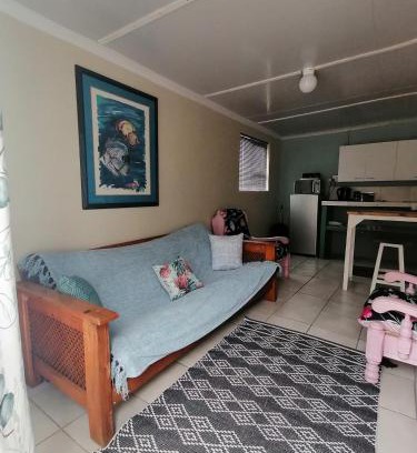 Sandbaai House | Its Practical Holidays