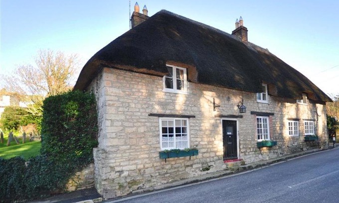 West Lulworth House | Ivy Cottage