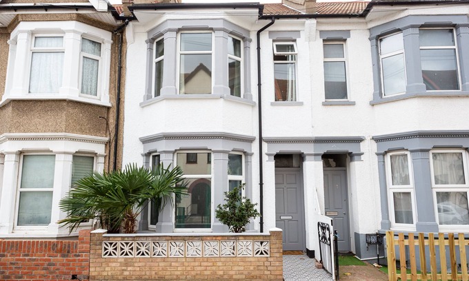 Southend-on-Sea House | Ivy Villa by Sorted Stay