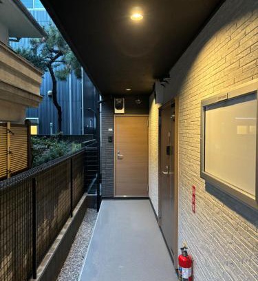 Shinjuku Apartment | IXO Ts2