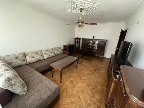 Vidin Apartment | J Family Budget