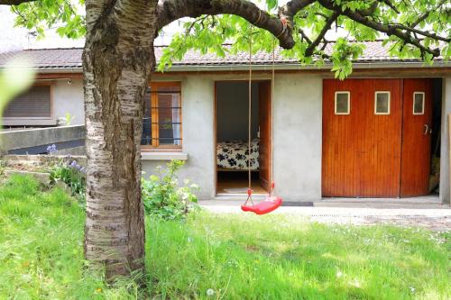 Villeneuve-le-Roi House | J home