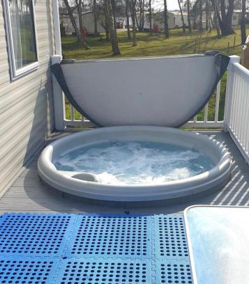 Tattershall House | J S RETREATS @ TATTERSHALL LAKES