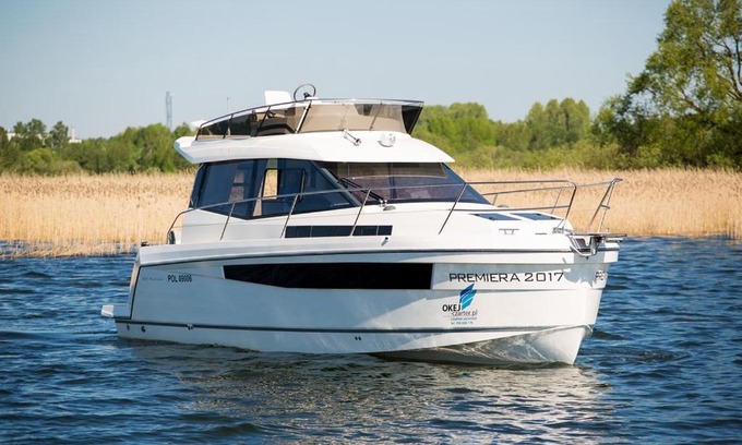Wilkasy Boat Rental | Jacht motorowy Platinum 989 FLYbridge – 115 KM