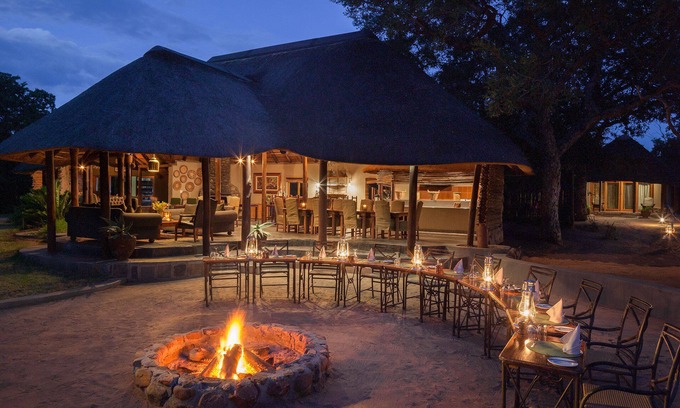 Thorny Bush Game Reserve Cabin | Jackalberry Lodge