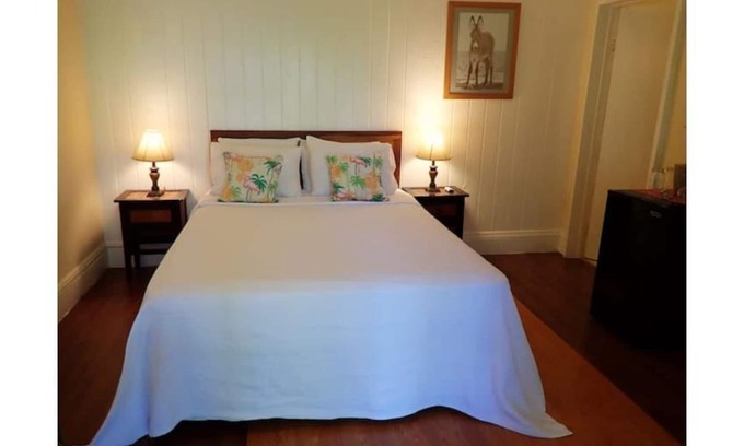 Cockburn Town House | JACKS - Grand Turk B&B Courtyard room with Queen bed - Grand Turk Island!