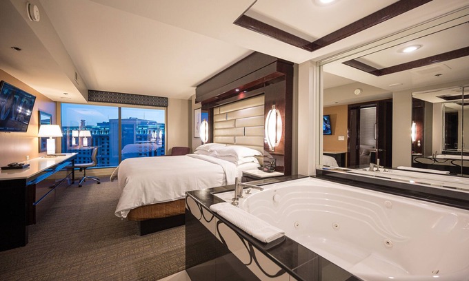 Las Vegas Apartment | Jacuzzi Suite 2 Bedroom Sleeps 8 Next to Planet Hollywood Casino