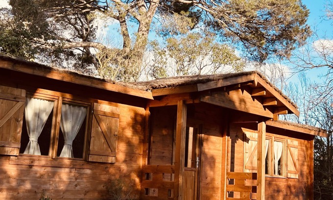 Bessan Ski Chalet | Jacuzzi Wooden chalet