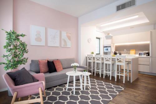 Jaffa Apartment | Jaffa/Noga Courtyard Apt