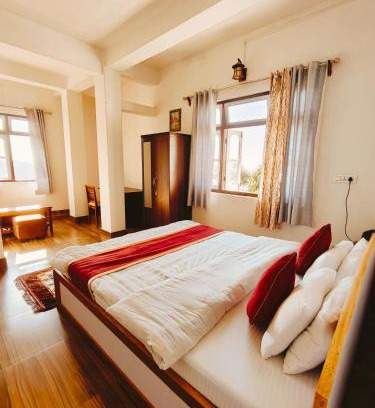 Ghoom House | Jain Homestay
