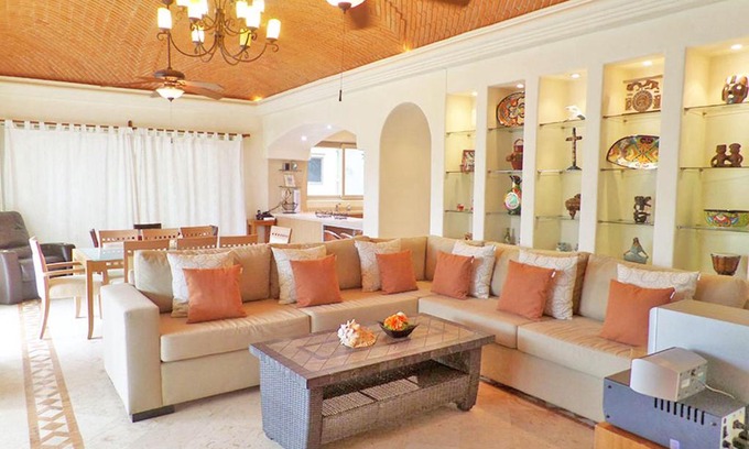 Playacar Fase I Villa | Jalach Naj Luxury Villa