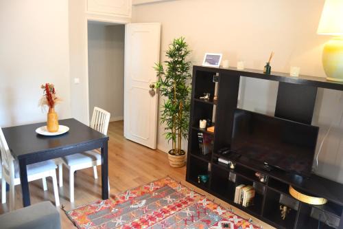 Sao Domingos de Benfica Apartment | JAM Retreat