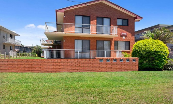 Woolgoolga House | Jambi Ocean View