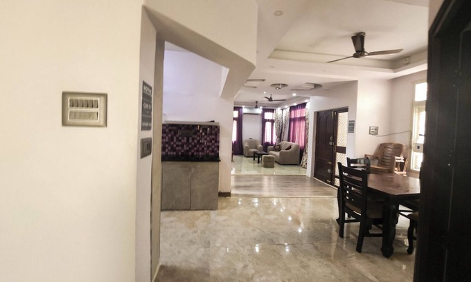Bengaluru Villa | Jamesville-4BHK Villa, Wi-Fi, SmartTV - CityCentre
