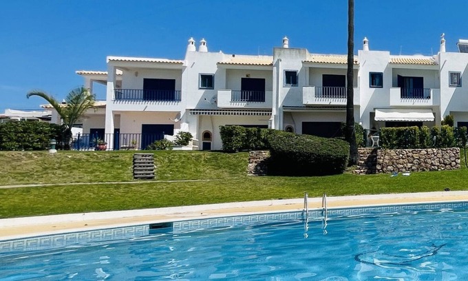 Areias de Sao Joao Ski Chalet | Jardim da Oura by Check-in Portugal