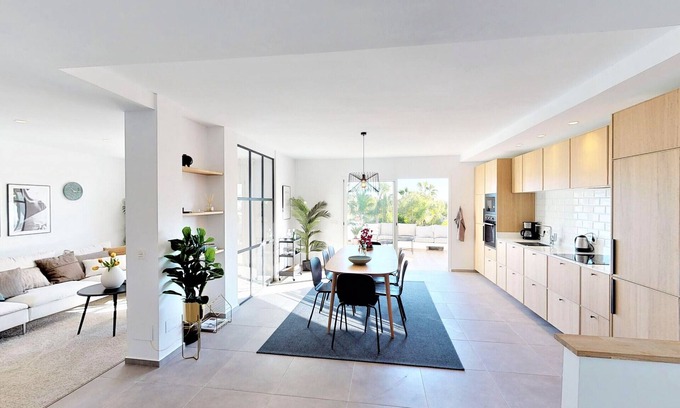 Nueva Andalucia Apartment | Jardines De Andalucía - EXQUISITE NEWLY RENOVATED