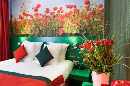 Clignancourt Hotel | Jardins de Montmartre