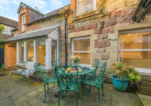 Alnmouth House | Jasmine Cottage - Alnmouth