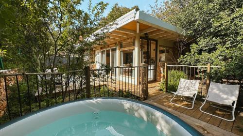 Amirim House | Jasmine House