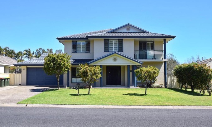 South West Rocks House | Jaspa - River Views - Bring your own linen