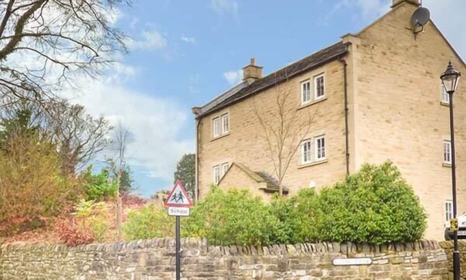 Eyam Apartment | JAY'S NEST, family friendly in Eyam