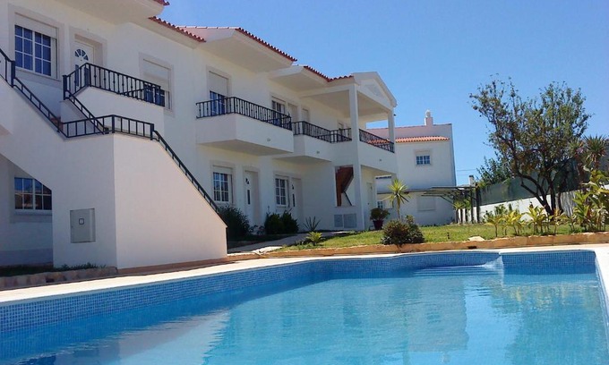 Pata de Baixo Apartment | Jazzy Cool Apartment Near White Sand Beaches