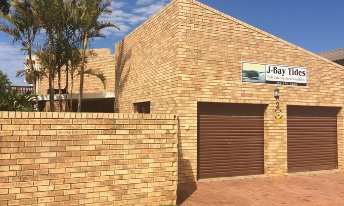 Jeffreys Bay House | Jbay Tides