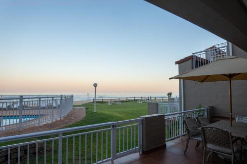 Jeffreys Bay Apartment | Jeffreys Bay Villas on The Beach