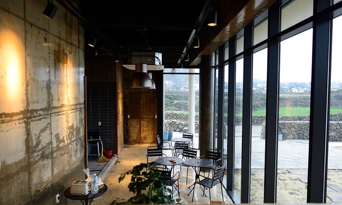 Aewol House | Jeju Clair de Lune Pension