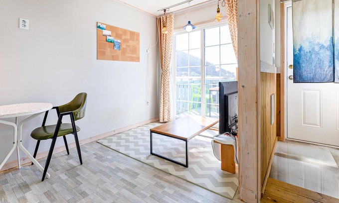 Aewol House | Jeju Damongchae Pension