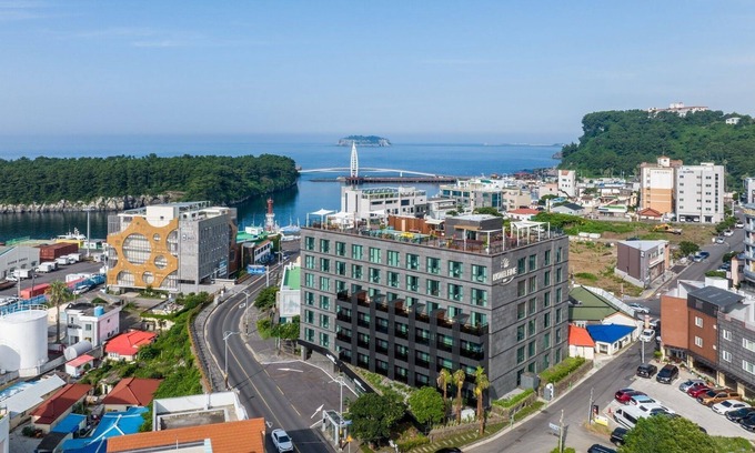 Songsan-dong Hotel | Jeju Fine Hotel
