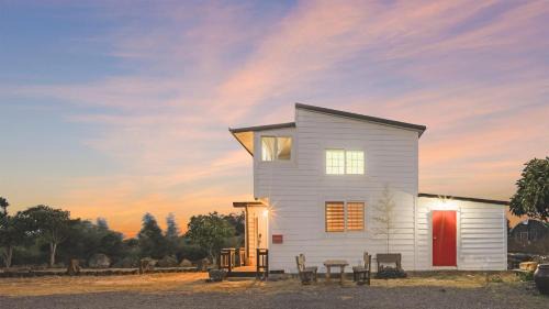 Hallim House | Jeju orsirok dogchaepension