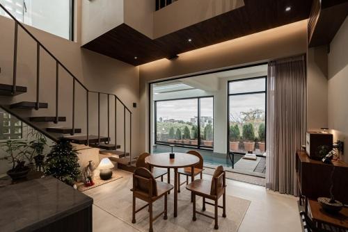 Aewol House | Jeju Rapauza Stay