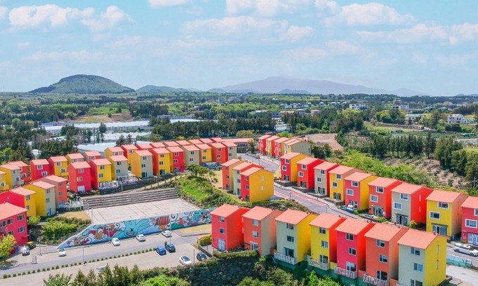 Jocheon House | Jeju Seuwiseumaeul 215&216dong