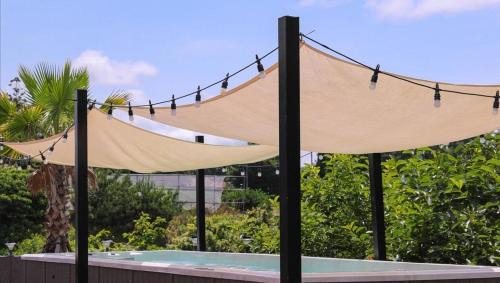 Jocheon House | Jeju Sky Castle Pool Villa