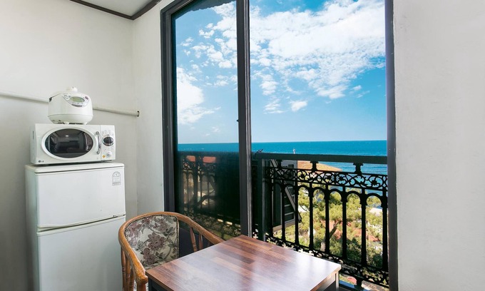 Aewol House | Jeju View Of Sea Pension