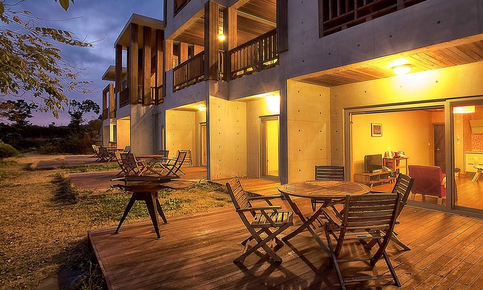 Jungmun House | Jejueco Suites