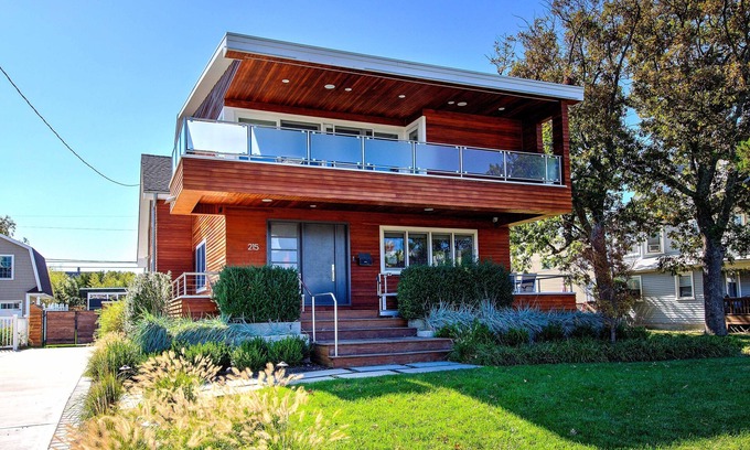 Bradley Beach House | Jersey Shore Beach House. OCEAN VIEW! 4 Bedroom Modern Home Walk to Beach
