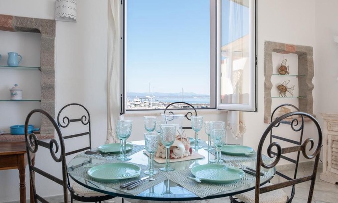 Carloforte Apartment | ⭑ ⭑ ⭑ ⭑ ⭑ Jewel on the seafront promenade