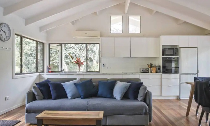 Upper Coopers Creek House | Jewels of the Valley Home