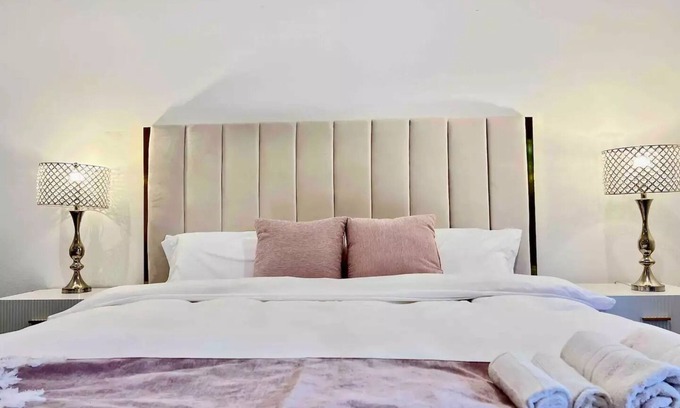 Lamanda Park Apartment | Jie’s Choice—3B2B Feel HOME Apt.