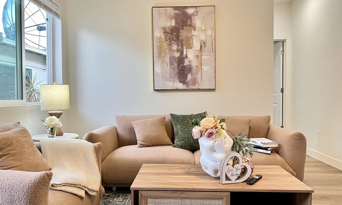 Arcadia House | Jie’s Choice - Brand new spacious home for family