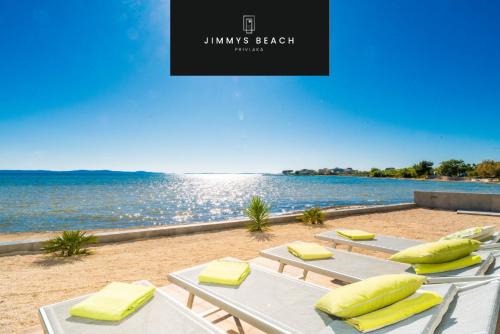 Privlaka Apartment | Jimmys Beach Privlaka direkt am Meer und beheiztem Pool