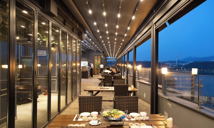 Yeomchang-dong Hotel | JK Blossom Hotel
