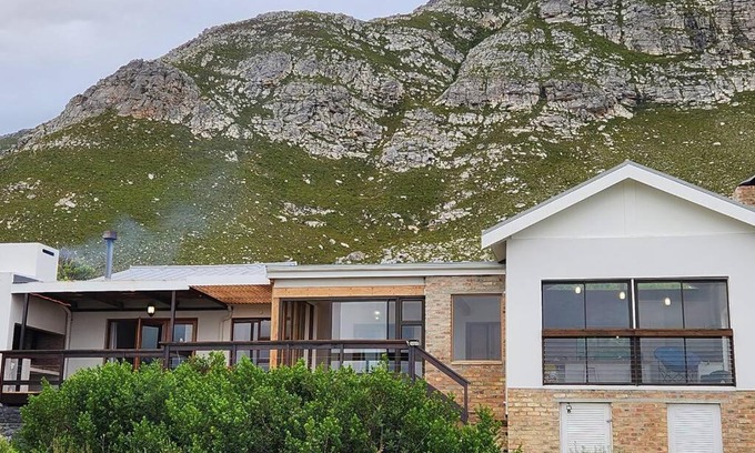 Betty's Bay House | Jock's Bay View