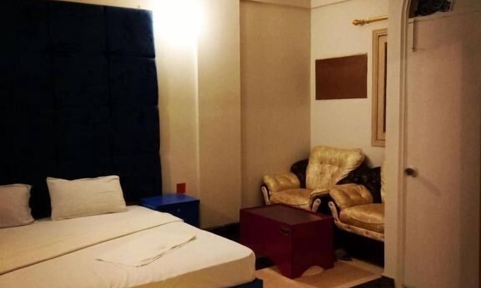 Karachi House | Johar Hill view Guest House