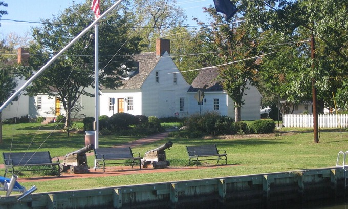 St. Michaels Cottage | John Bruff Waterview Cottage - on Harbor and on Park - In Town St. Michaels!