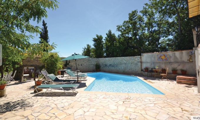 Saint-Maximin House | Joie de Vivre 2 adjoining 18th century stone houses in southern France