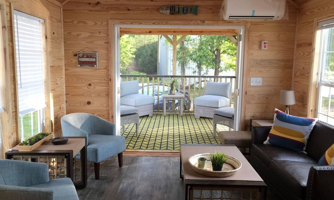 Coosa County Cabin | Join the Tiny Home Craze at beautiful Lake Martin
