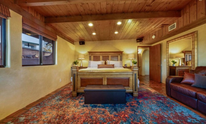 Tucson House | Jojoba Studio (Ari) -